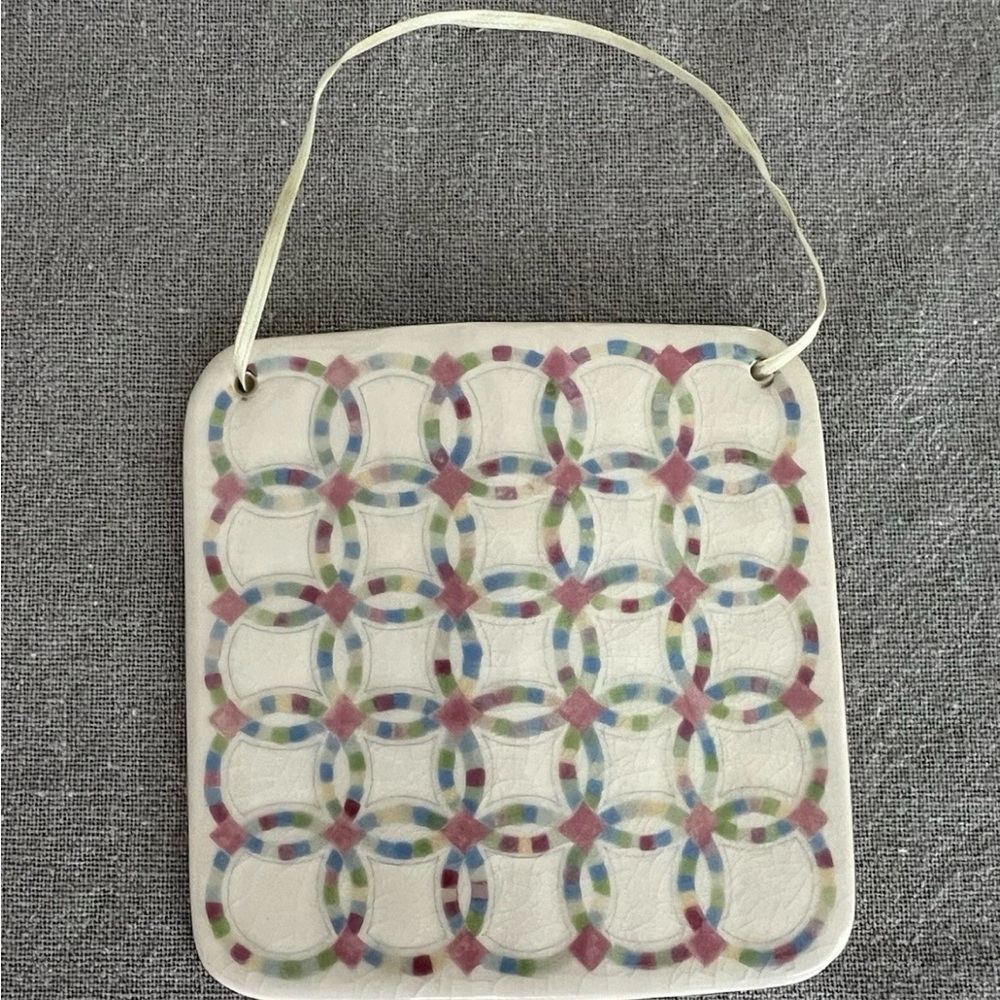 Vintage Christmas ornament double wedding ring quilt